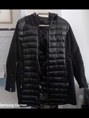 BCBGMaxAzria Women's Black Quilted Hybrid Hooded Jacket